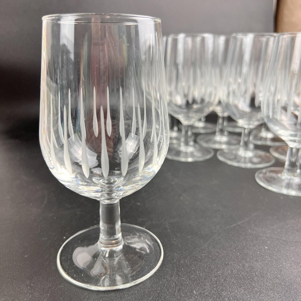 Vtg France wine glass water goblet Crystal barware Etched droplet 6" set of 2gl - Picture 7 of 11